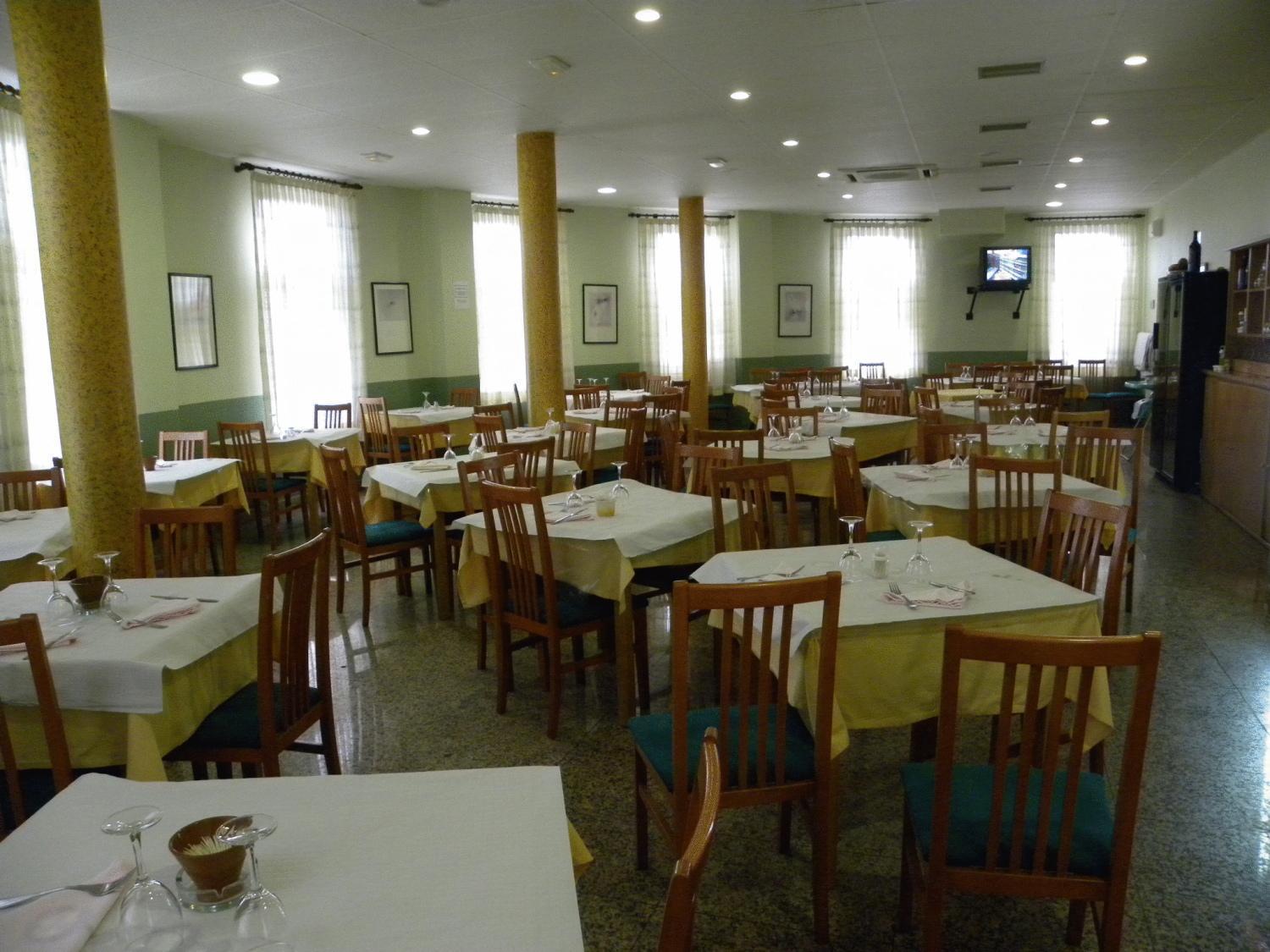 Hostal Las Fuentes 아리발로 외부 사진