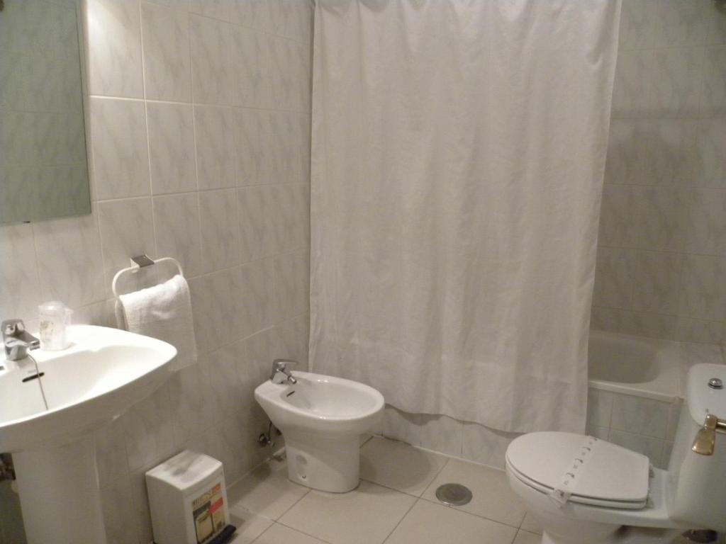 Hostal Las Fuentes 아리발로 외부 사진
